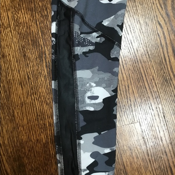 Champion Camo Print Leggings - Picture 3 of 3